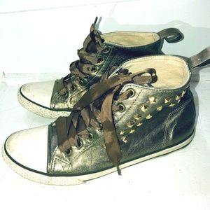 [FRENCH CONNECTION] Gold Studded High-Top Sneakers